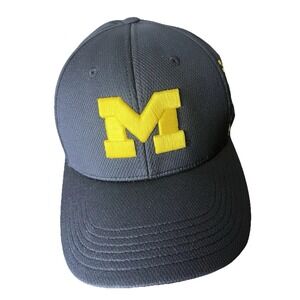 University Michigan Wolverines Top of the World Hat One Sz Navy Blue Memory Fit‎